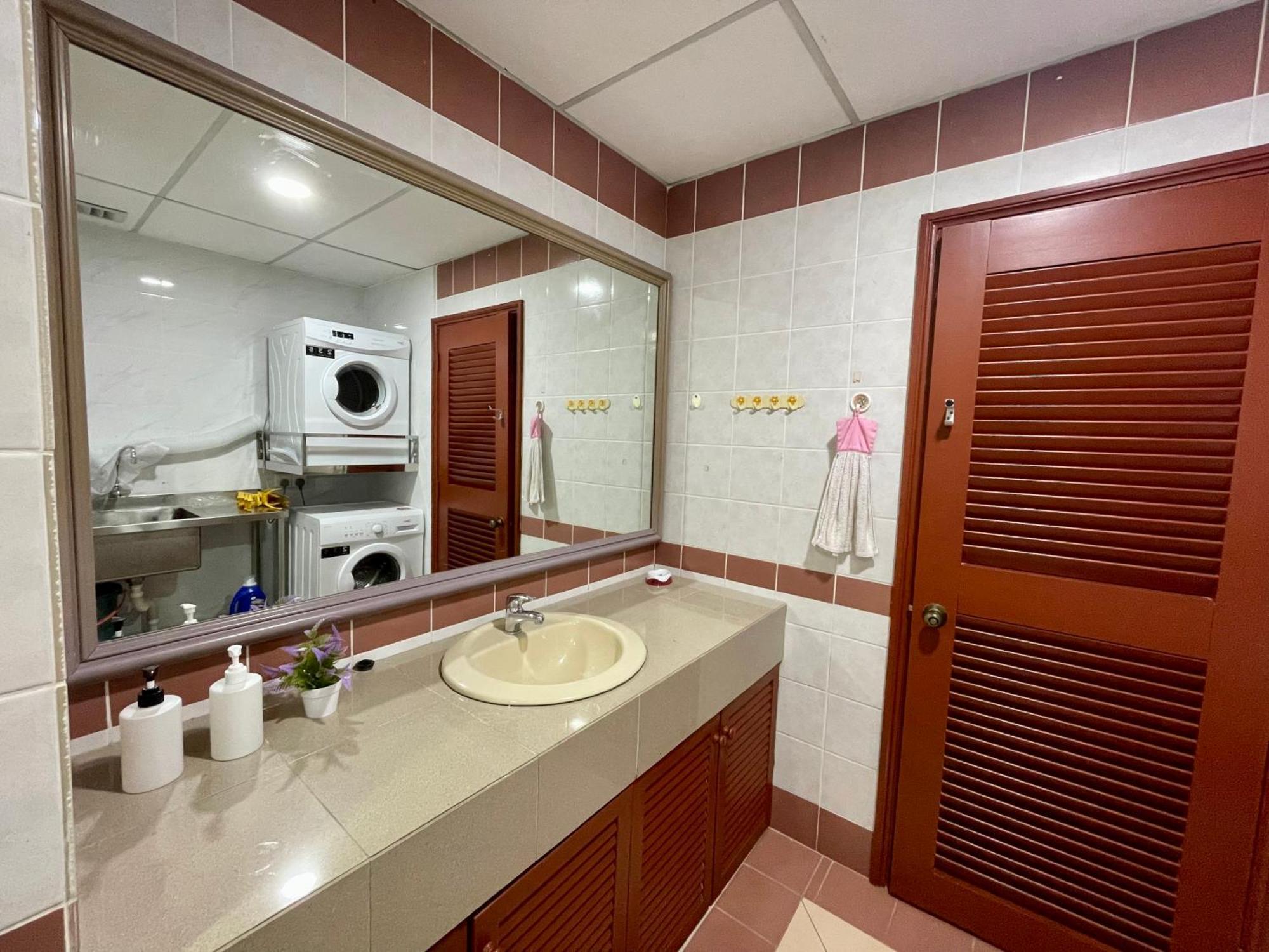 Kuching City Center Riverbank Suites With Marvelous River View Extérieur photo