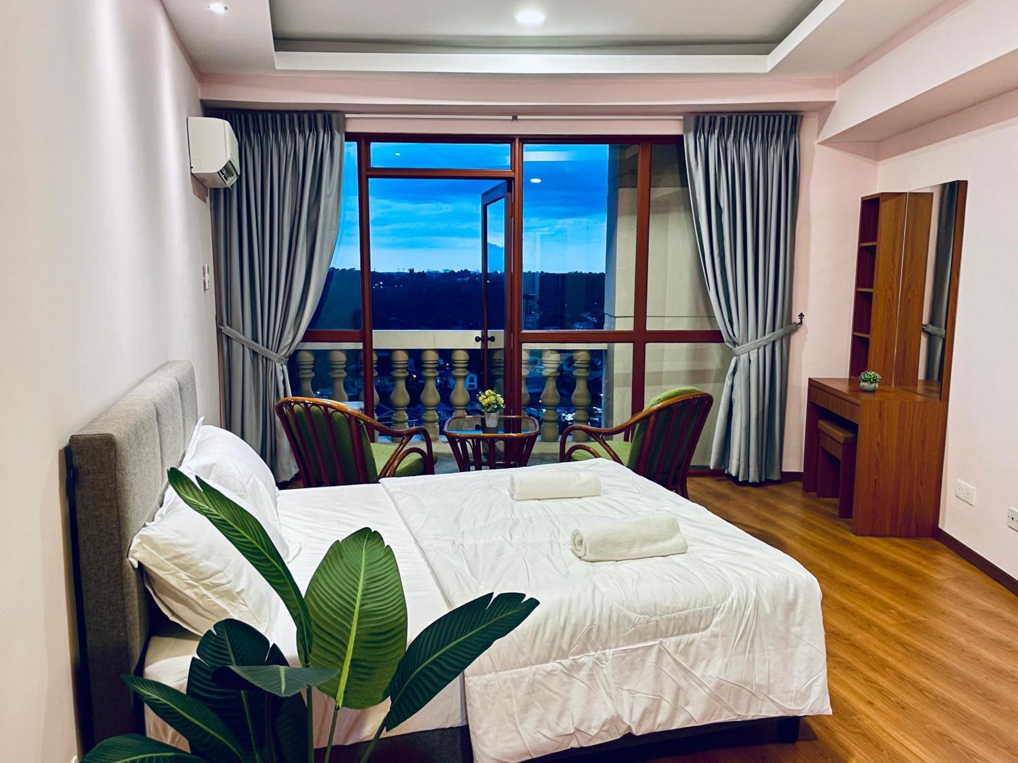 Kuching City Center Riverbank Suites With Marvelous River View Extérieur photo