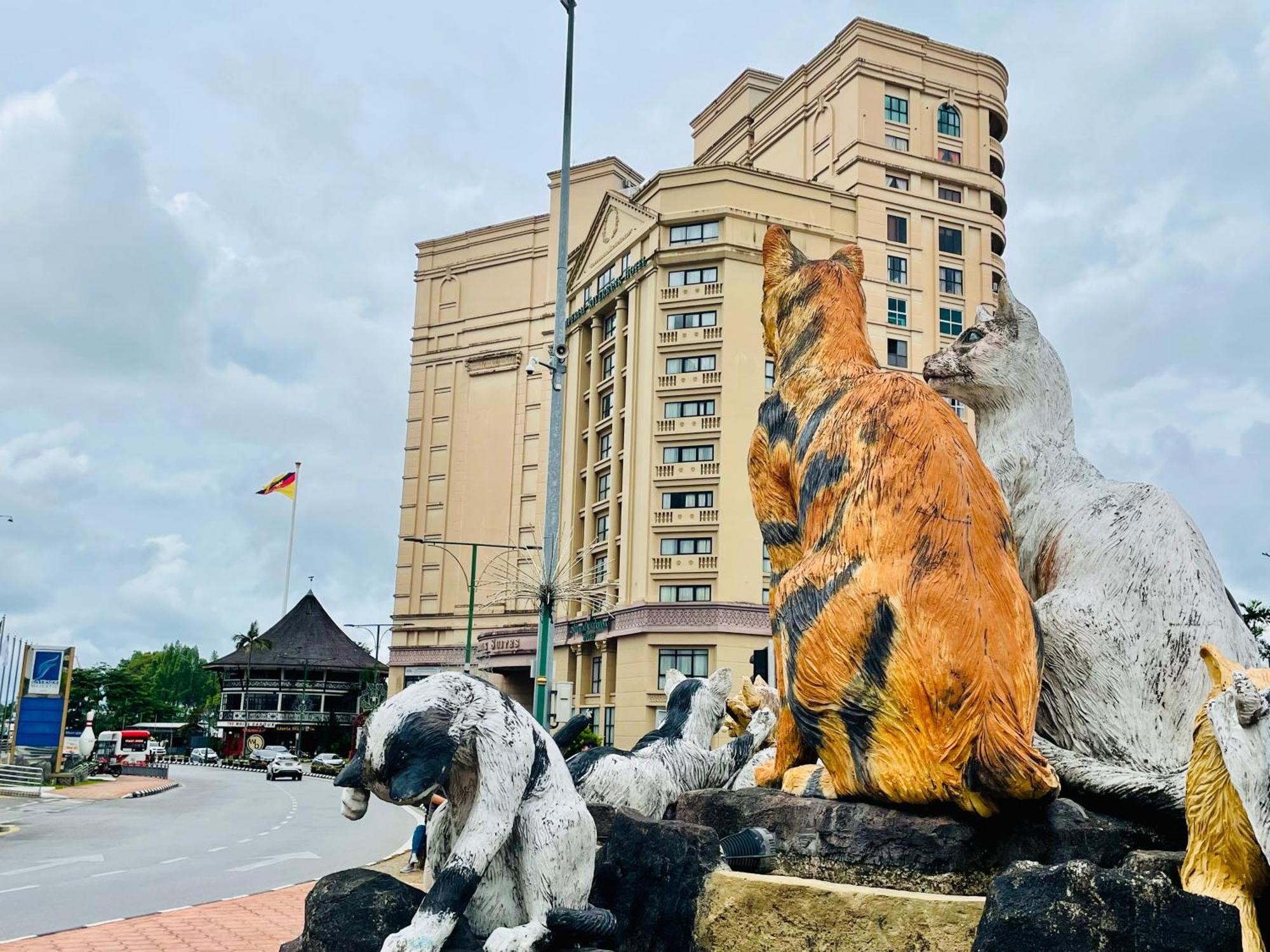 Kuching City Center Riverbank Suites With Marvelous River View Extérieur photo